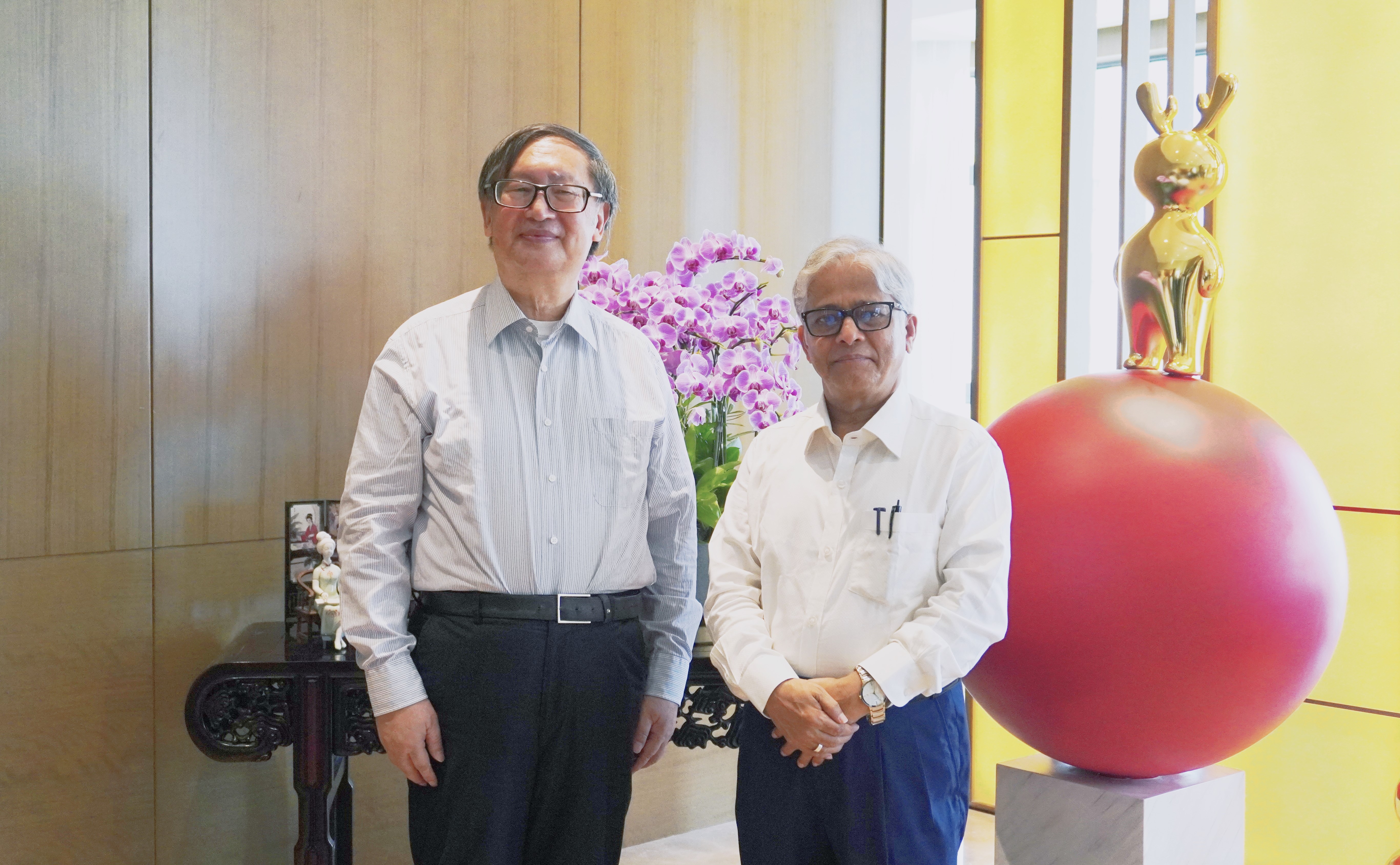 杨&校长.jpg 杨&校长.jpg