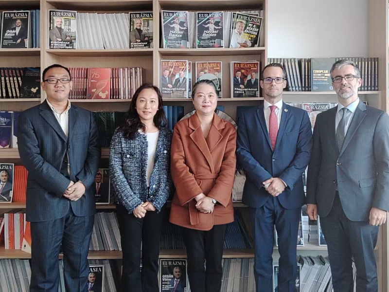 匈牙利欧亚中心 (1).png 匈牙利欧亚中心 (1).png