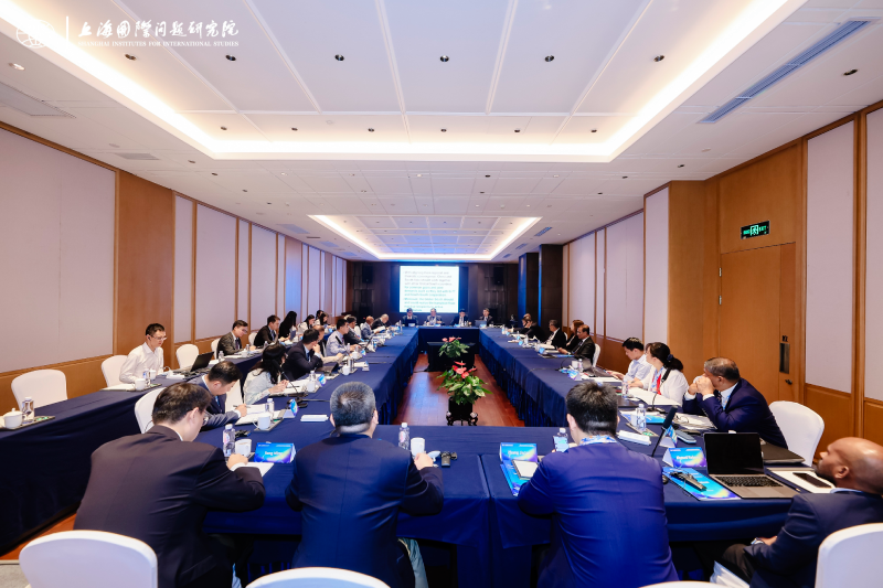 会议现场照.png 会议现场照.png