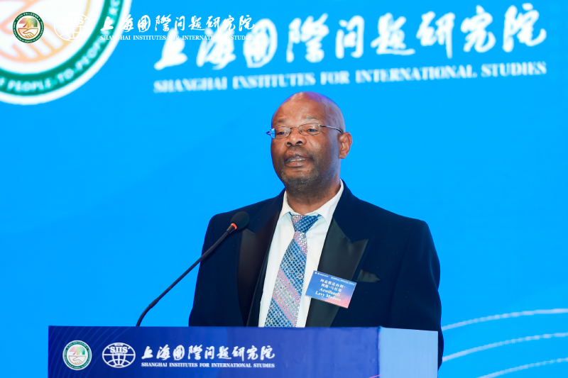 联合国工业发展组织(UNIDO)南非地区办公室副代表阿兹维法内利·利维·马杜塞.png 联合国工业发展组织(UNIDO)南非地区办公室副代表阿兹维法内利·利维·马杜塞.png